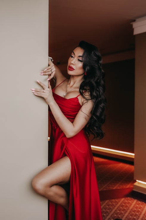 Garā kleita ar šķēlumu "CORSET LUX" - SARKANA